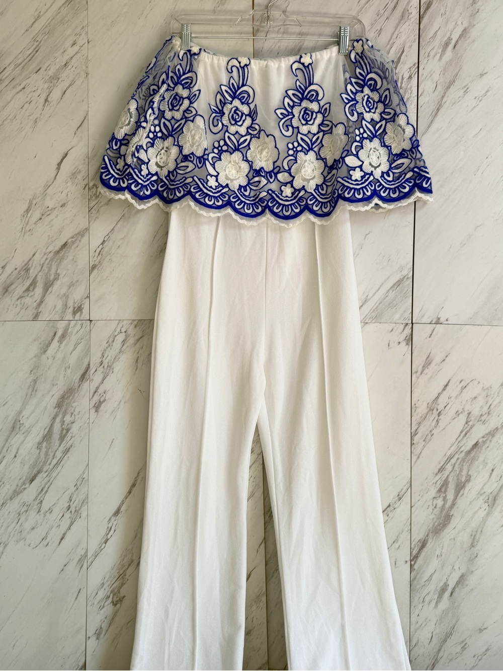White Off-Shoulder Blue Floral Embroidery Ruffle Jumpsuit SZ M - Picture 2 of 7